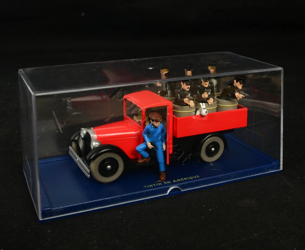 Tintin Araba Modelleri MezatıPeramezat